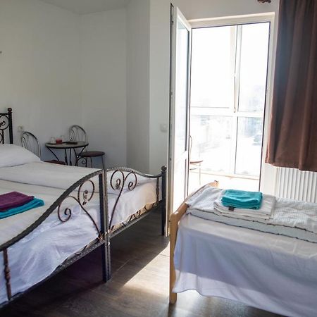 بياترا نام Motel Aris Meridian المظهر الخارجي الصورة