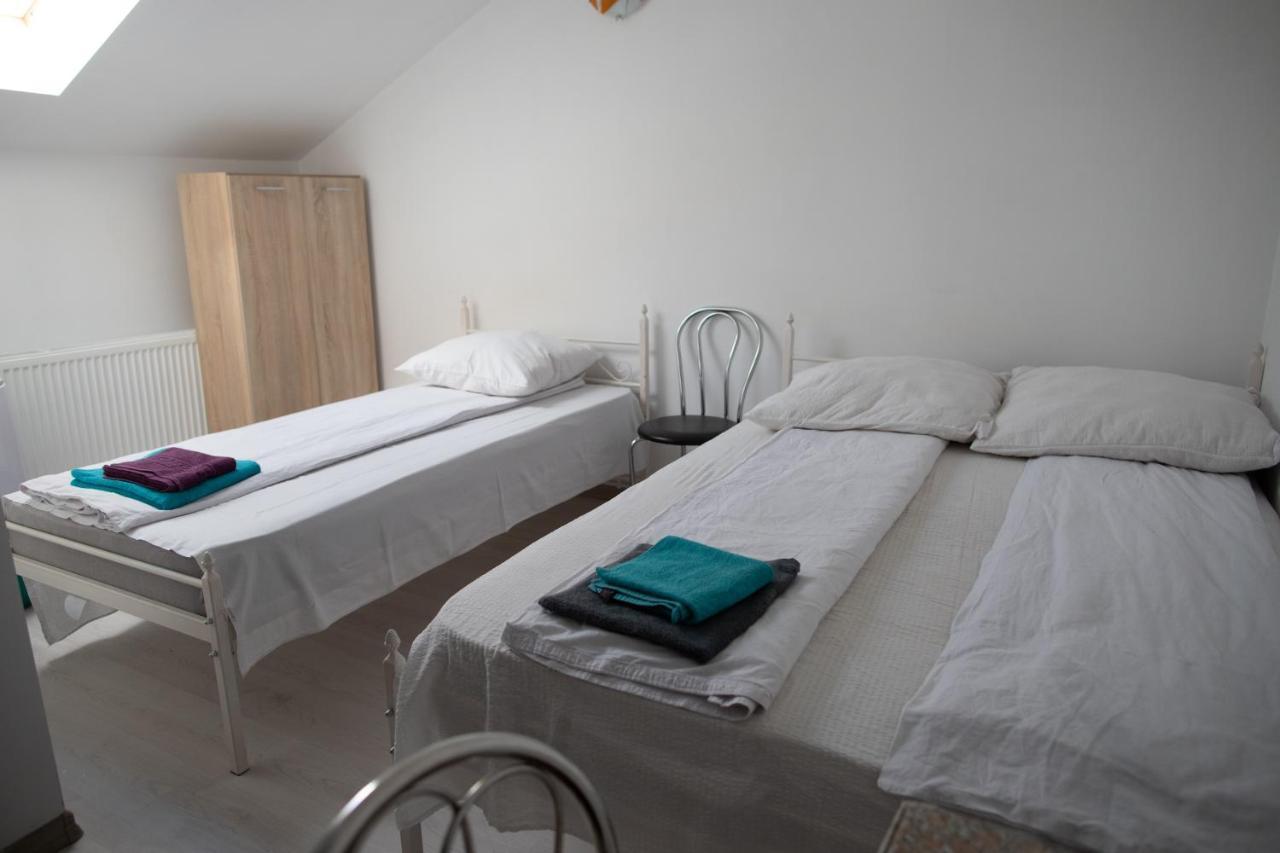 بياترا نام Motel Aris Meridian المظهر الخارجي الصورة