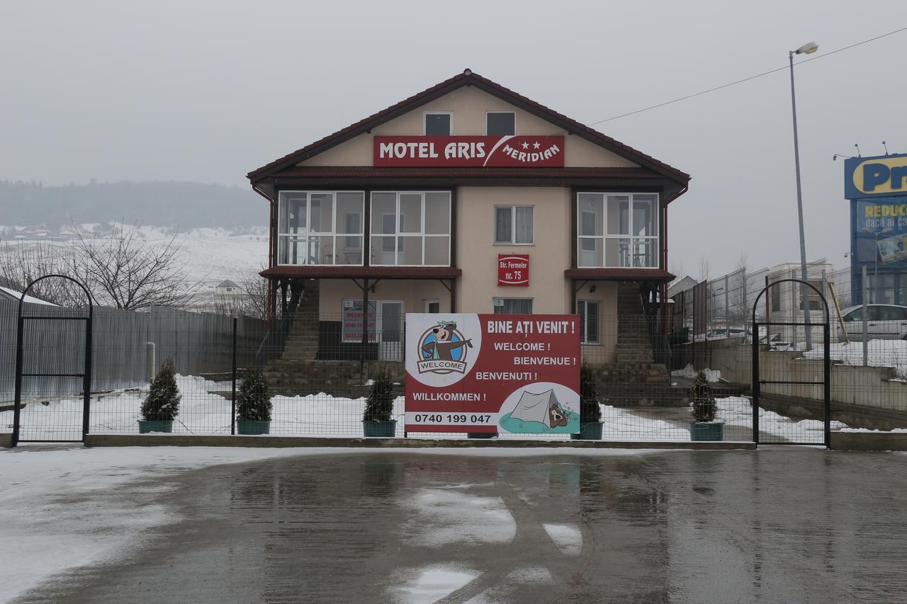بياترا نام Motel Aris Meridian المظهر الخارجي الصورة
