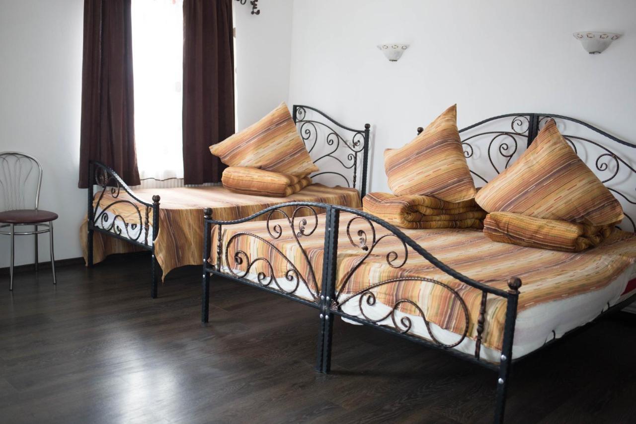 بياترا نام Motel Aris Meridian المظهر الخارجي الصورة